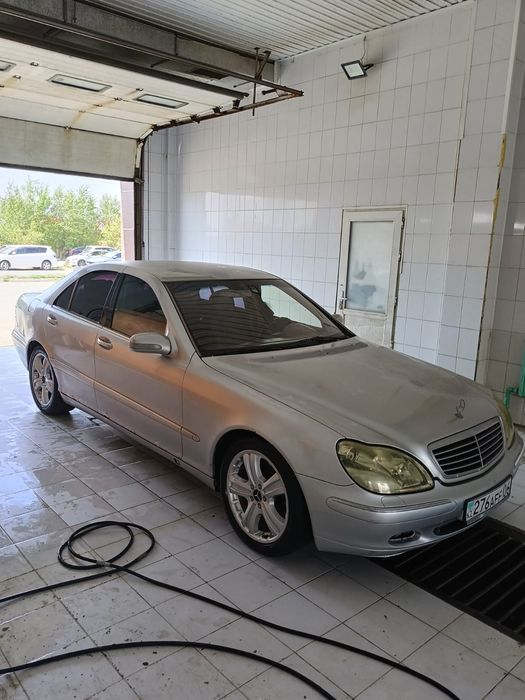 Продаю Mercedes-Benz S-Class W220.