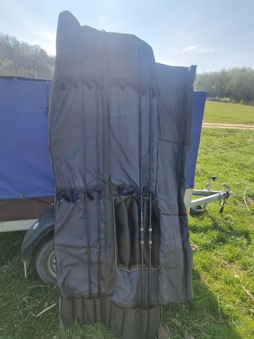 Vând husa Lansete Mivardi New Dynasty, 4 Lansete + 4 Mulinete, 210cm