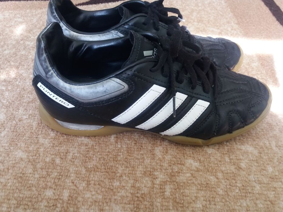 Оригинални маратонки номер 38, 39