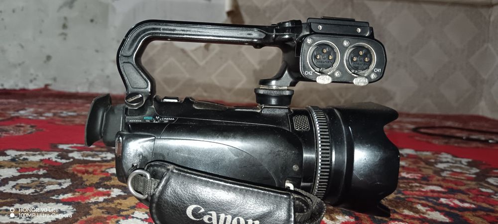 Kamera sotiladi canon xa 10 ronenga almashaman