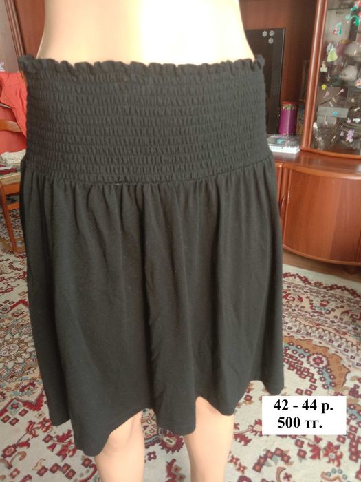 Женская одежда для девушки с размером 42-44