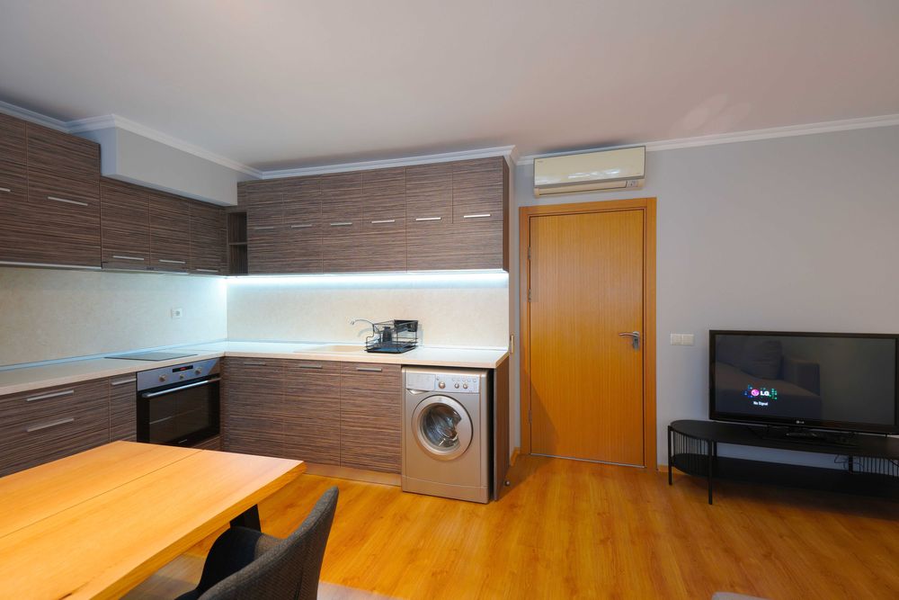 Tристаен обзаведен апартамент. Ремонт. Спортна зала, Чаталджа, ВИНС