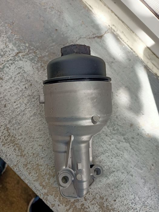 Корпус за маслен филтър