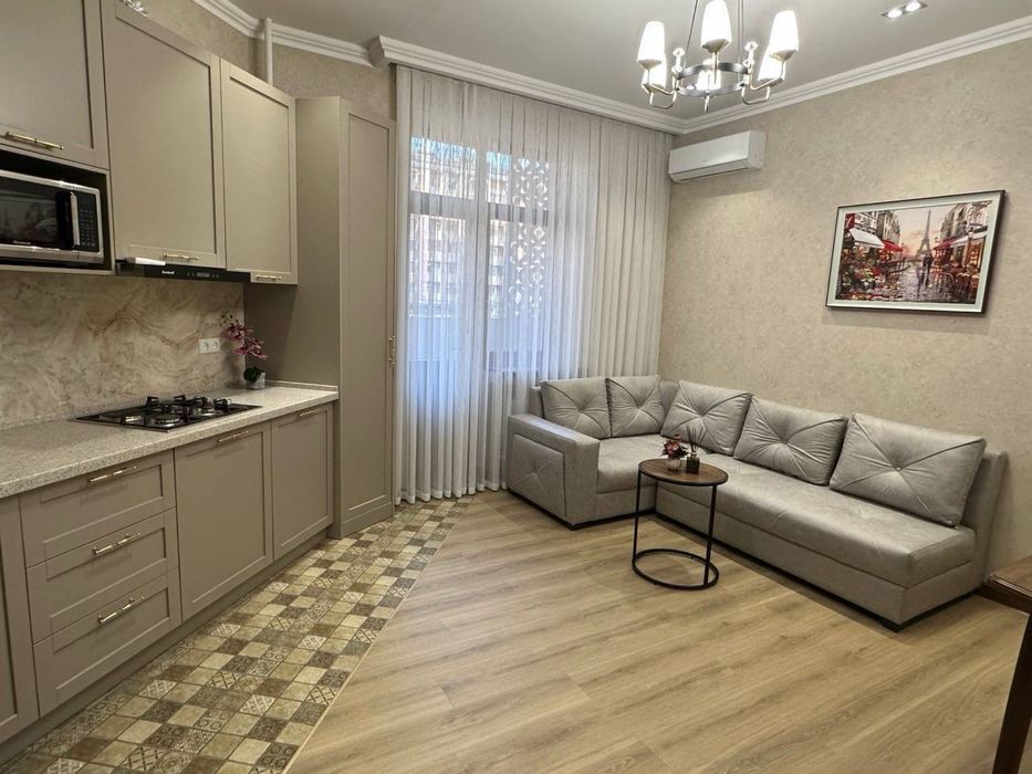 Новостройка Парисен 3 комнатная Golden house Яккасарай