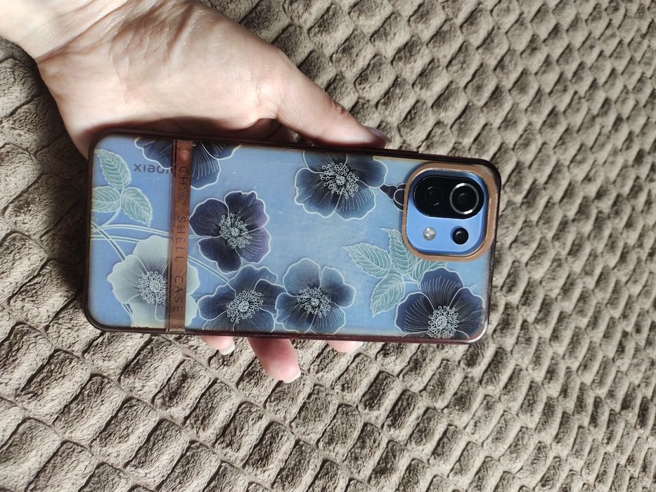 Продам Xiaomi 11 lite 5G NE