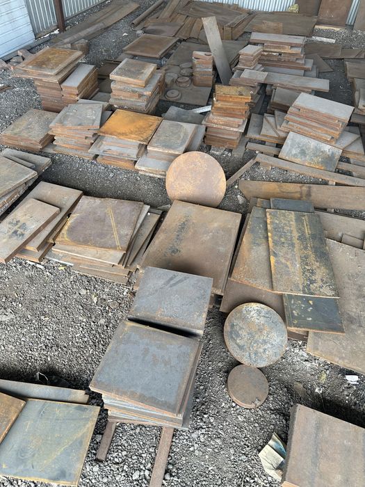 Продам листы металлические