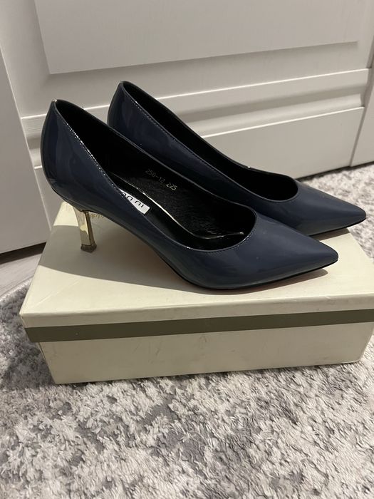 Туфли , носила несколько раз на мероприятия