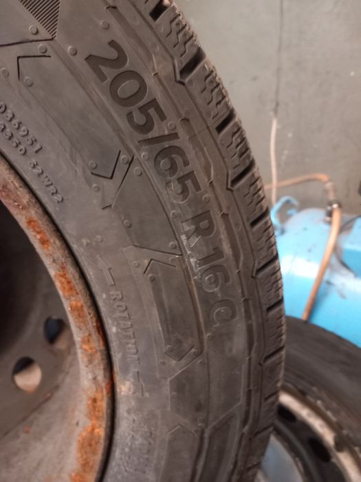 Anvelope de iarna 205 65 16C