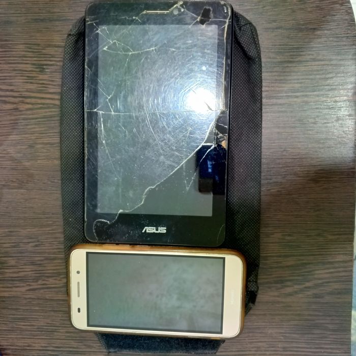 Продам планшет и телефон