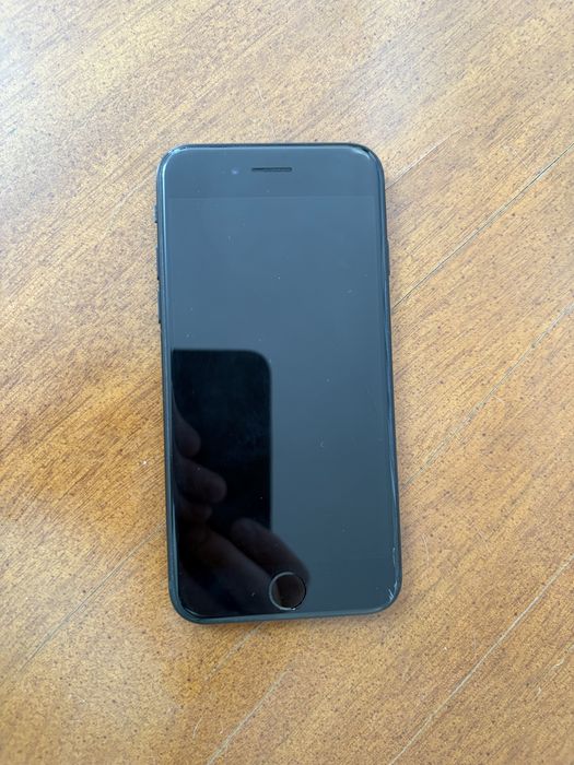 СРОЧНО Продам iphone Se3  128 гб