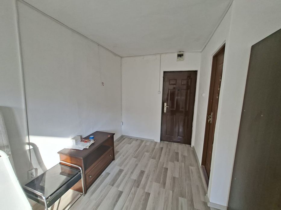 Vând garsoniera Orșova