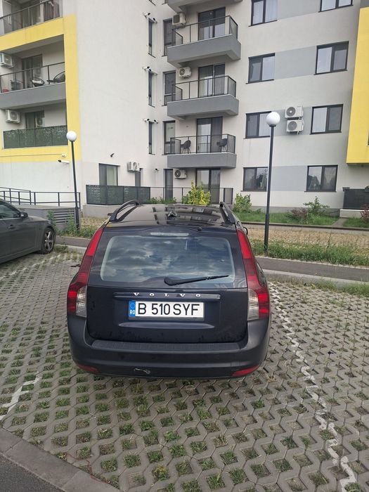 VOLVO V50 2010 — imagine 4