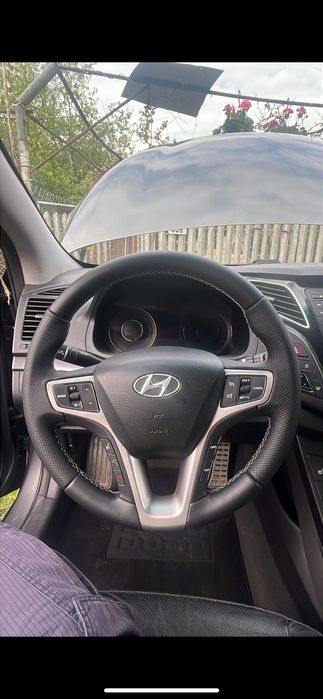 Vând Hyundai I40