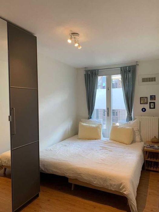 Дава се под наем Двустаен апартамент в София, Център - 55 кв.м за 408 € - Снимка #3