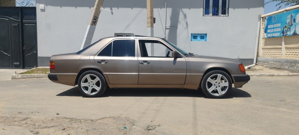 Мерседес w124 111 матор