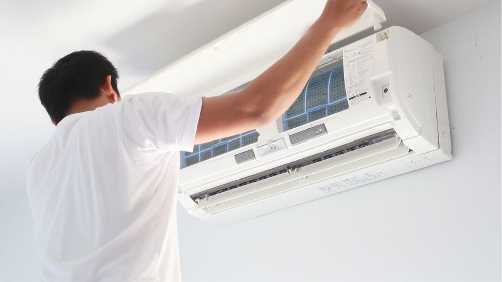 Montaj   aer conditionat igenizare si reparatie