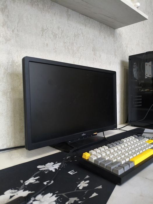 Продам монитор 60hz