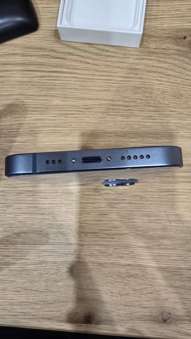 Продавам iphone 14 128 GB Blue