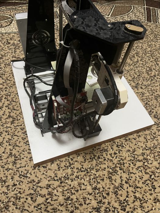 Продам 3D принтер