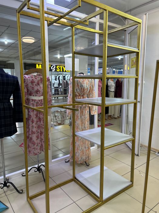 Продам рейл для бутика