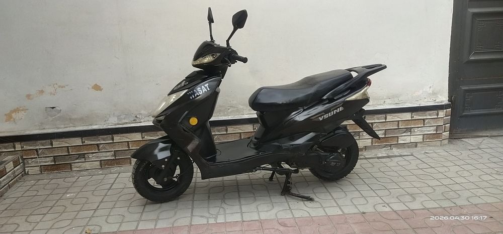 125cub skuter sotiladi