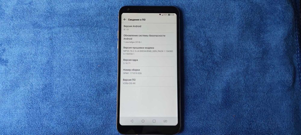 Продам телефон LG Q6 Alpha (M700)
