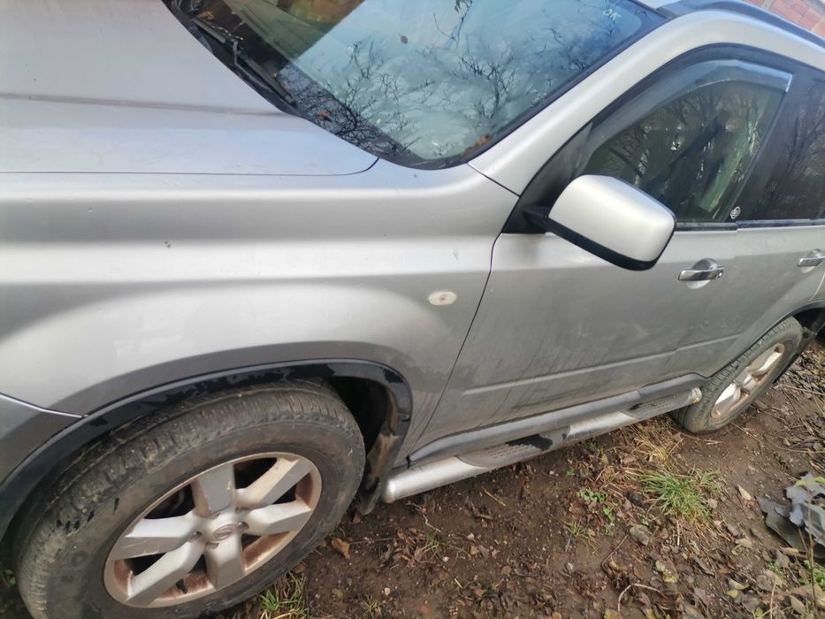 Nissan X-Trail T31 2.0 dci на части.