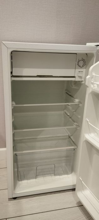 Холодильник Leadbros