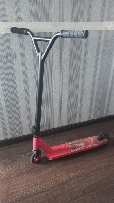 Продам трюковый самокат