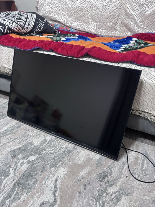 Продам телевизиор samsung ue40h6200ak