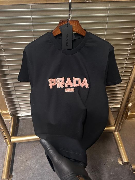 Мъжки тениски различни модели