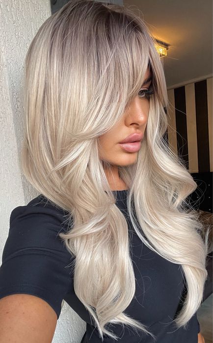 Peruca semi naturala blond platinat balayage breton lateral