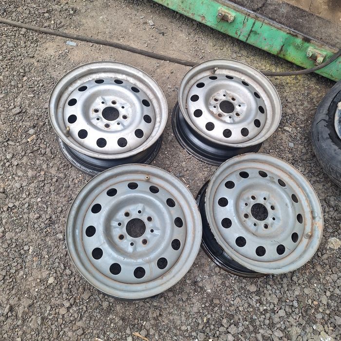 Продам диски  ( Штампы). R14