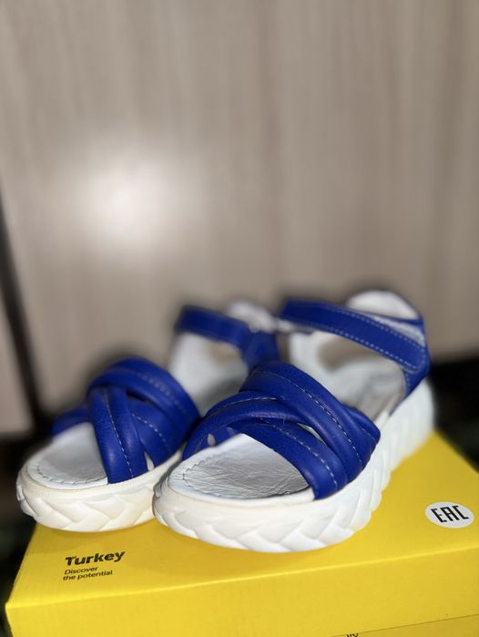 Сандалики от Perlina