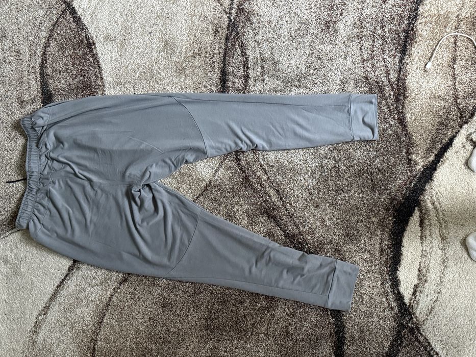 Спортен ангуг Nike