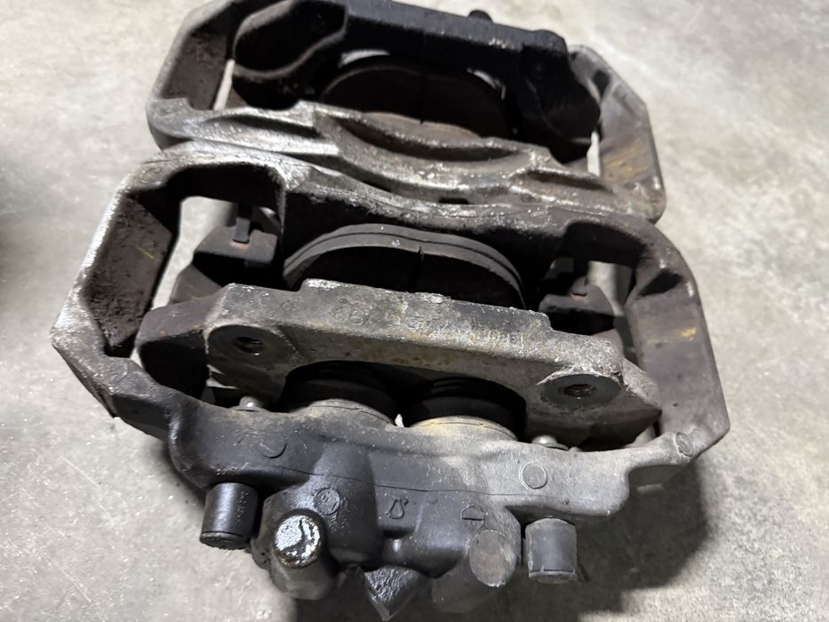 Предни Спирачки  bmw 535d  e60/61/63