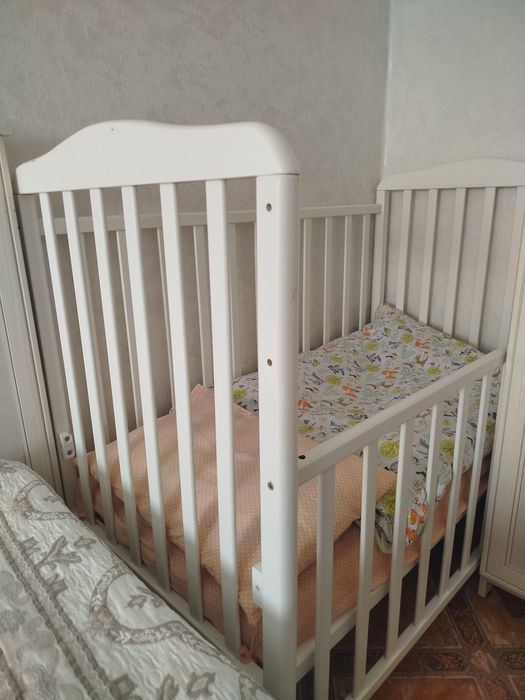 Детская кроватка манеж