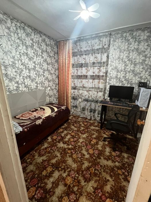 Продам 2 ком квартиру 19 микрорайон