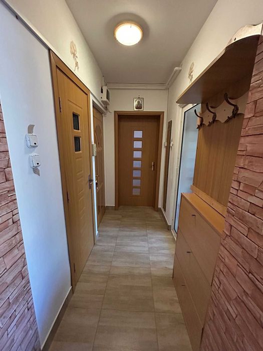 Proprietar vand apartament cu 3 camere pe strada Octavian Goga Brasov