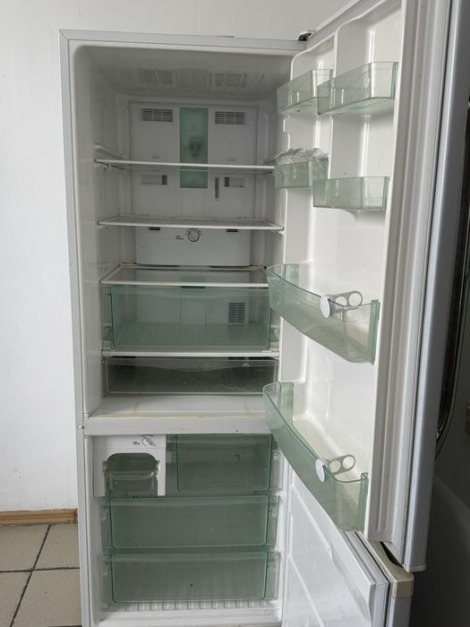 Продам холодильник б/у
