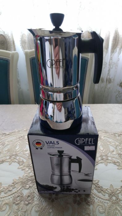 Гейзерная Кофеварка Немецкой фирмы "Gipfel". Объём: 450мл. и 300мл.