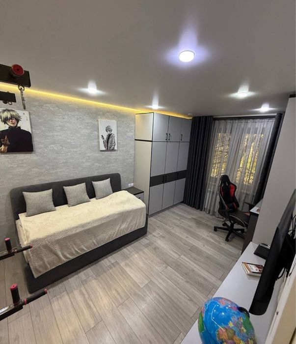 Продается квартира 3х комнатная,Цум,110 школа,78м2