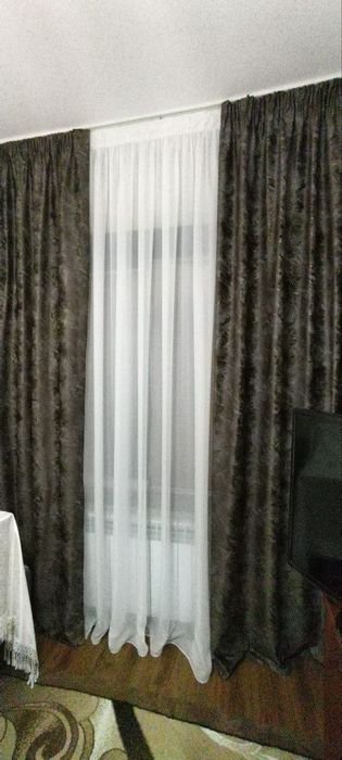 Шторы плотные. Размер  2.80 х 1.50