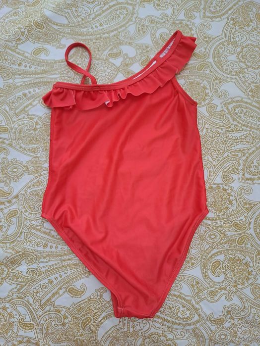 Купальники на 4-9лет