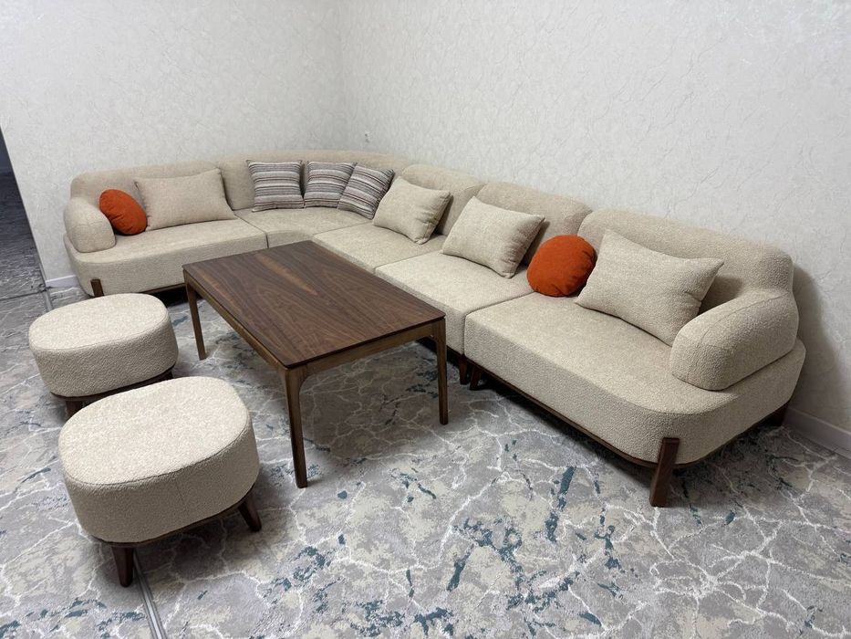 Мягкая мебель с доставкой и на заказ