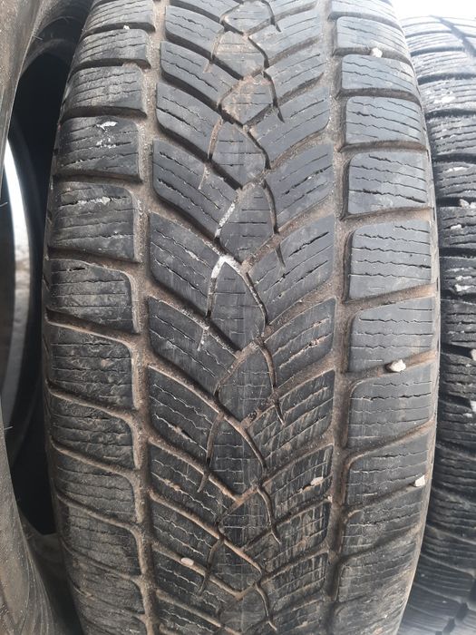 Продам шины 225/65/17 фильда