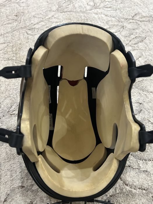 Продам Шлем Bauer