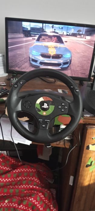 Volan Logitech thrustmaster impecabil nou