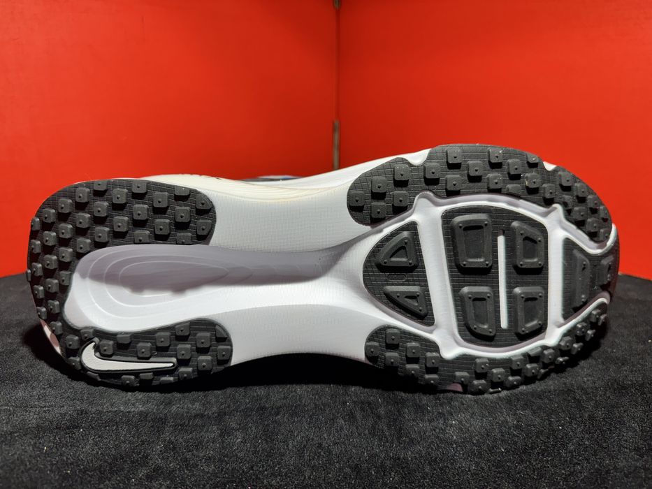 Оригинални! Nike Vomero 18 Special Edition - 47 ShoeMag