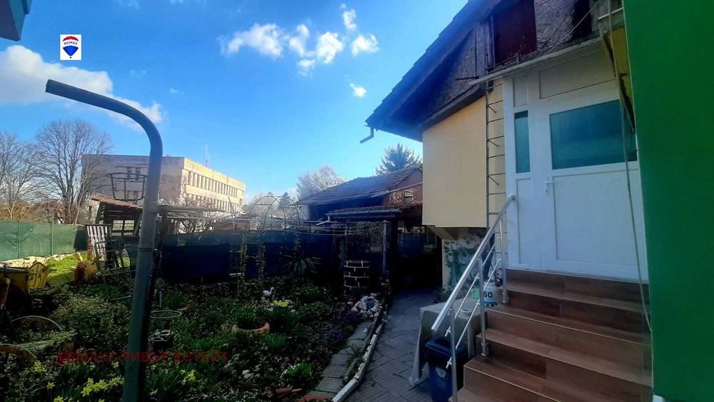 Продава се Къща в Две могили - 120 кв.м за 821 €/кв.м - Снимка #11